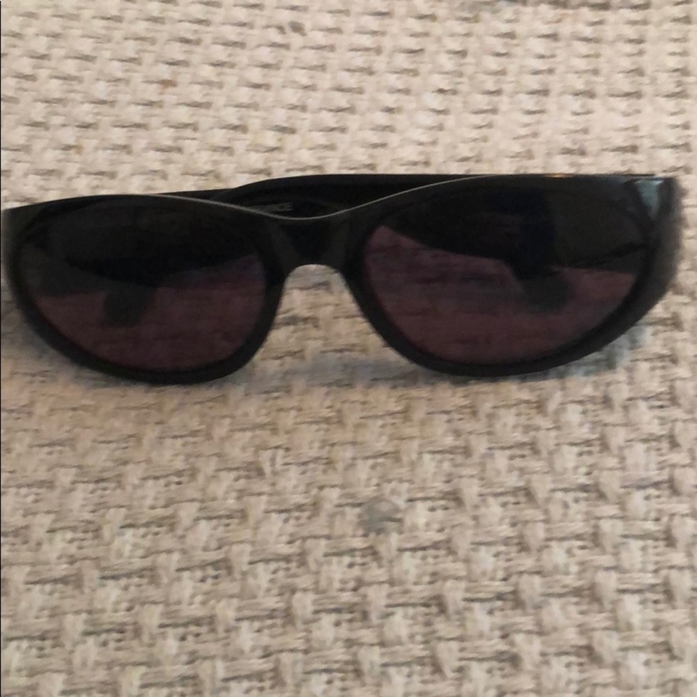 Oscar De La Renta Sunglasses Black